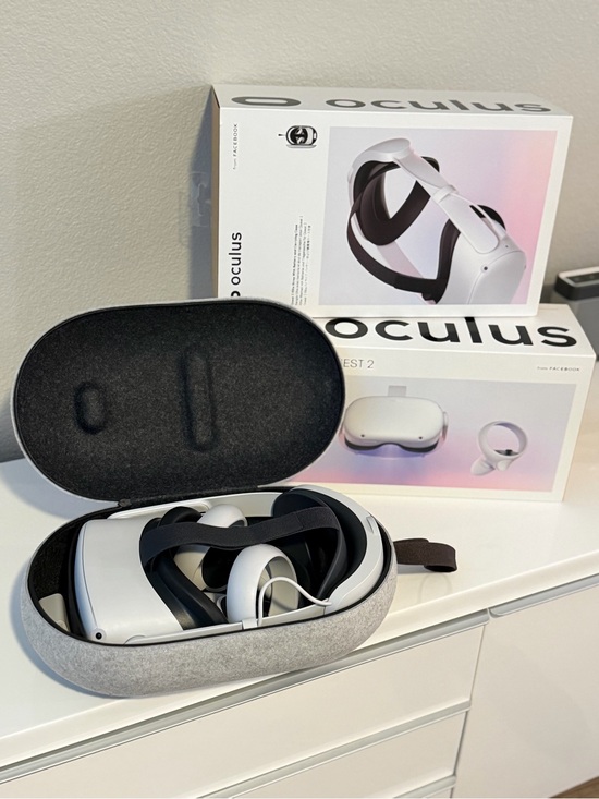 Oculus Other - Oculus Quest 2 VR Headset